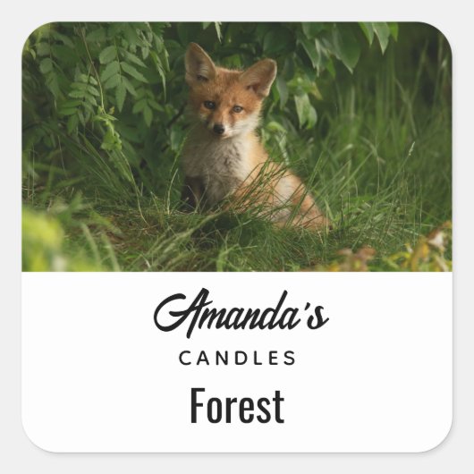 Schattigee Baby Fox in een Green Forest Candle Bus Vierkante Sticker (Voorkant)
