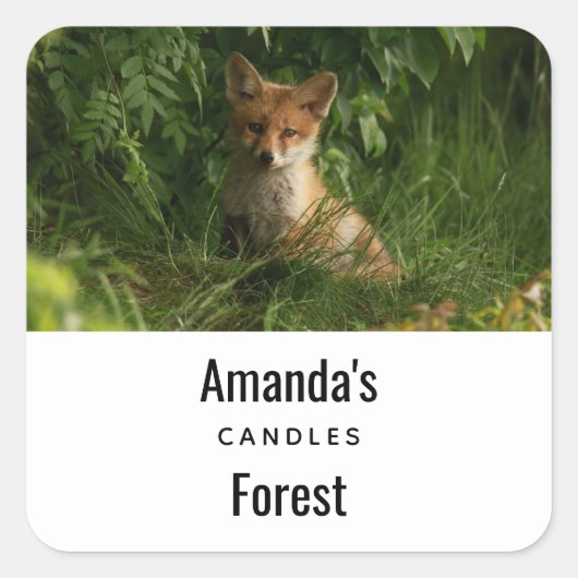 Schattigee Baby Fox in een Green Forest Candle Bus Vierkante Sticker (Voorkant)