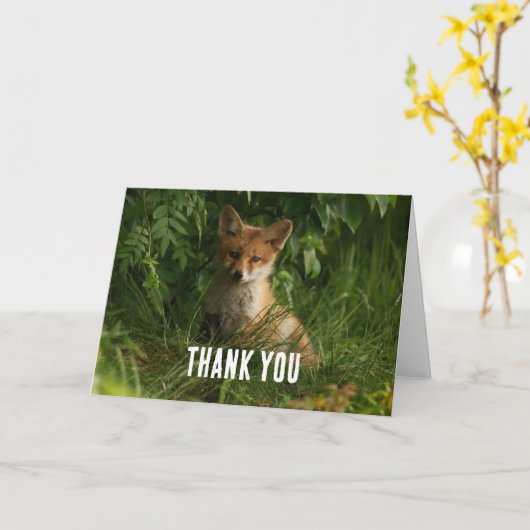 Schattigee Baby Fox in een groen bos Dank u Kaart (Gele Bloem)
