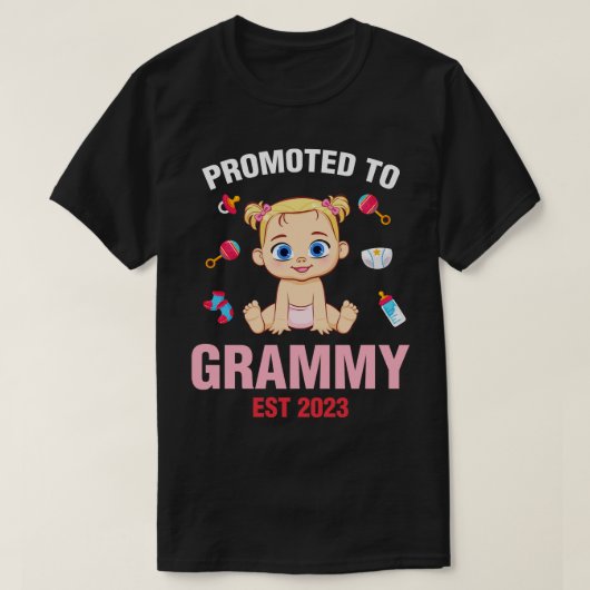 Schattigee Baby Gepromoveerd naar Granny Est 2023 T-shirt (Design voorkant)