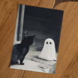 Schattigee Baby Ghost en Kitten Halloween Briefkaart<br><div class="desc">Dit ontwerp werd gecreeerd door digitale kunst. Het kan worden gepersonaliseerd door de aanpassingsknoop te klikken en de kleur te veranderen, een naam, initialen of uw favoriete woorden toe te voegen. Neem contact met me op colorflowcreations@gmail.com als je dit ontwerp op een ander product wilt gebruiken. Zie meer van mijn...</div>