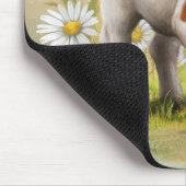 Schattigee Baby Koe op het gebied van Daisies, Lan Muismat (Hoek)