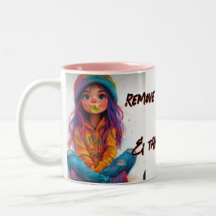 SCHATTIGEE BABY MEISJE AFBEELDING DAT, S SOMMIGEN  TWEEKLEURIGE KOFFIEMOK