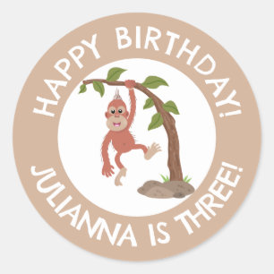 Schattigee baby orang-oetan cartoon verjaardag gep ronde sticker
