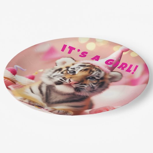 Schattigee Baby Reveal Meisje Roze Baby Tijger Papieren Bordje (Gekanteld)