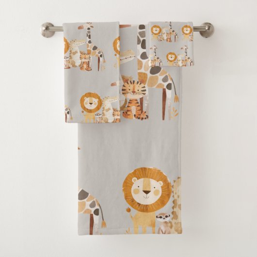 Schattigee Baby Safari Dieren op Smokey Beige Bad Handdoek (Insitu)