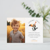 Schattigee baby toucan, vlieg over, kinderen verja bedankkaart (Staand voorkant)