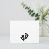 Schattigee Baby Voetafdrukken Zwanger Mama Om Zwan Aankondigingskaart (Staand voorkant)