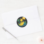 Schattigee banaan met zonnebril ronde sticker (Envelop)