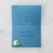 Schattigee basset, palm en zwembad op een grappige kaart (Binnen)