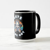 Schattigee Bat Hanging en Retro Sunset | Laten we Mok (Voorkant rechts)