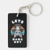 Schattigee Bat Hanging en Retro Sunset | Laten we  Sleutelhanger (achterkant)