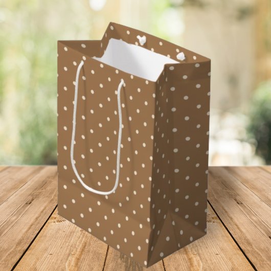 Schattigee beige polka dot medium cadeauzakje