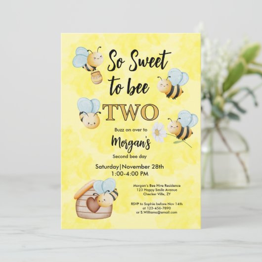 Schattigee bij twee gele zwarte tweede verjaardags kaart (Staand voorkant)