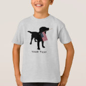 Schattigee Black Lab Hond met USA Flag, 4 juli T-shirt (Voorkant)