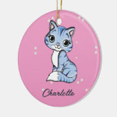 Schattigee blauwe kat op roze aangepaste naam keramisch ornament (Links)