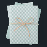 Schattigee blauwgroen gingham en stippen eenvoudig inpakpapier vel<br><div class="desc">Dit trio van inpakpapier heeft een schattig blauwgroen groen ginghampatroon, een coördinerend blauwgroen groen met witte stippen en een tweede kleiner ginghampatroon. Deze lieve en eenvoudige set inpakpapier is perfect voor genderneutrale baby shower geschenken, nieuwe babygeschenken, doopcadeau, paasgeschenk en meer. Het sluit perfect aan bij het Lea Delaveris Design Oh...</div>