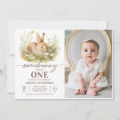 Schattigee Bloemen Bunny Meisje Eerste Verjaardag  Kaart (Voorkant)