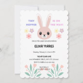 Schattigee Bloemen Tiny Hopper Bunny Baby shower Kaart (Voorkant)