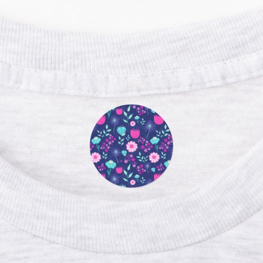 Schattigee bloemenpatroon achtergrond labels (Aangebracht)