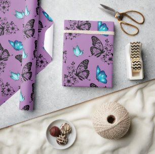 Schattigee bloemvlinderpatroon lavendel cadeaupapier