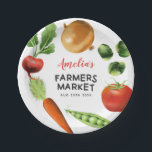 Schattigee Boeren Markt Verjaardagsfeestje Groente Papieren Bordje<br><div class="desc">Schattigee boeren marktthema kind's verjaardagsfeestpapier bord met handgetekende illustraties van spruitjes,  wortel,  ui,  tomaat,  zoete erwten,  beat. Geweldig feestthema voor zowel meisjes als jongens.</div>
