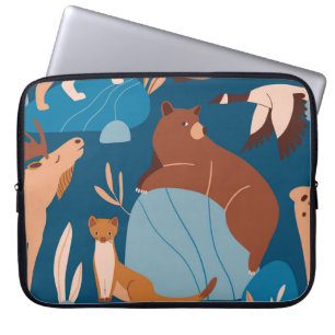 Schattigee bosdieren, donker naadloos ontwerp. laptop sleeve