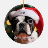 Schattigee Boston Terrier met Santa Hat Kerst Keramisch Ornament (Achterkant)