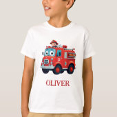 Schattigee brandweerwagen en brandweerman t-shirt (Voorkant)