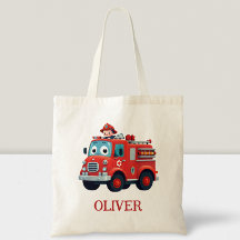 Schattigee brandweerwagen en brandweerman