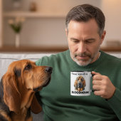 Schattigee bruine bloedhond ochtend mok