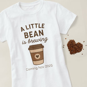 Schattigee bruine koffie "A Little Bean is Brewing T-shirt