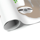 Schattigee bruine luiaard die op een boomtak rust cadeaupapier (Rol Hoek)