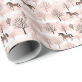 Schattigee bruine paarden met roze besneeuwde wint cadeaupapier (Rol Hoek)