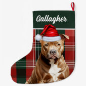 Schattigee Bruine Pitbull Hond Rood Groen Plaid Cu Grote Kerstsok (Achterkant)