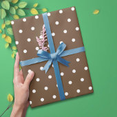 Schattigee bruine polka dot cadeaupapier
