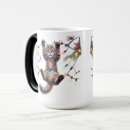 SCHATTIGEE BRUINE TABBY KAT HANGEN AAN LICHTEN MAGISCHE MOK (Voorkant links)