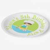 Schattigee Brunette Hair Boy Bakken Verjaardagsfee Papieren Bordje (Gekanteld)