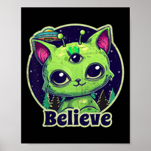 Schattigee buitenaardse kat gelooft in Ufo Kawaii Poster