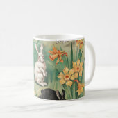 Schattigee Bunnies met Daffodil Flowers Antiek Pas Koffiemok (Voorkant rechts)