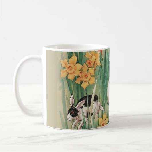 Schattigee Bunnies met Daffodil Flowers Antiek Pas Koffiemok (Links)