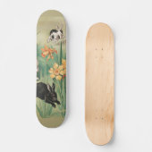 Schattigee Bunnies met Daffodil Flowers Antiek Pas Persoonlijk Skateboard (Voorkant)