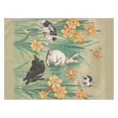 Schattigee Bunnies met Daffodil Flowers Antiek Pas Tafelkleed (Voorkant (Horizontaal))