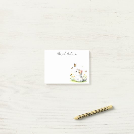 Schattigee Calico Kitten met Vlinders Gepersonalis Post-it® Notes (Op bureau)