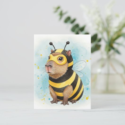 Schattigee Capybara in bijenkostuum Briefkaart (Staand voorkant)