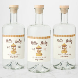 Schattigee carrousel genderneutraal baby shower likeurfles etiket