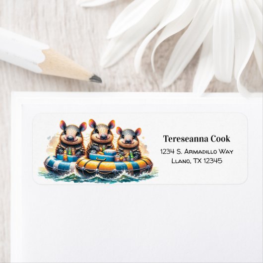 Schattigee Cartoon armadillos having plezier buize Etiket (Insitu)