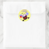 Schattigee Cartoon Busy Bee w Rode Strepen Koffieb Ronde Sticker (Tas)