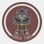 Schattigee Cartoon Crow Tengu | Japanese Yokai Ronde Sticker (Voorkant)
