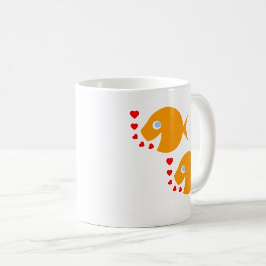 Schattigee Cartoon Goldfish Passen getrouwd in Lov Koffiemok (Voorkant rechts)